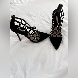 Michael Kors stilettos. Size 41. 3.5” heels. Great condition. VERY SEXY!